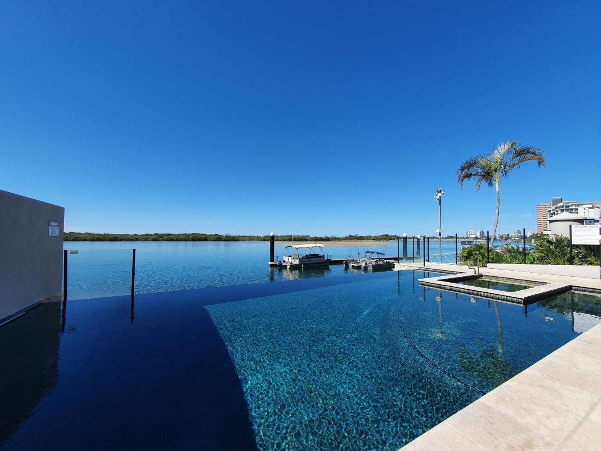 Trafalgar Towers Maroochydore Buitenkant foto