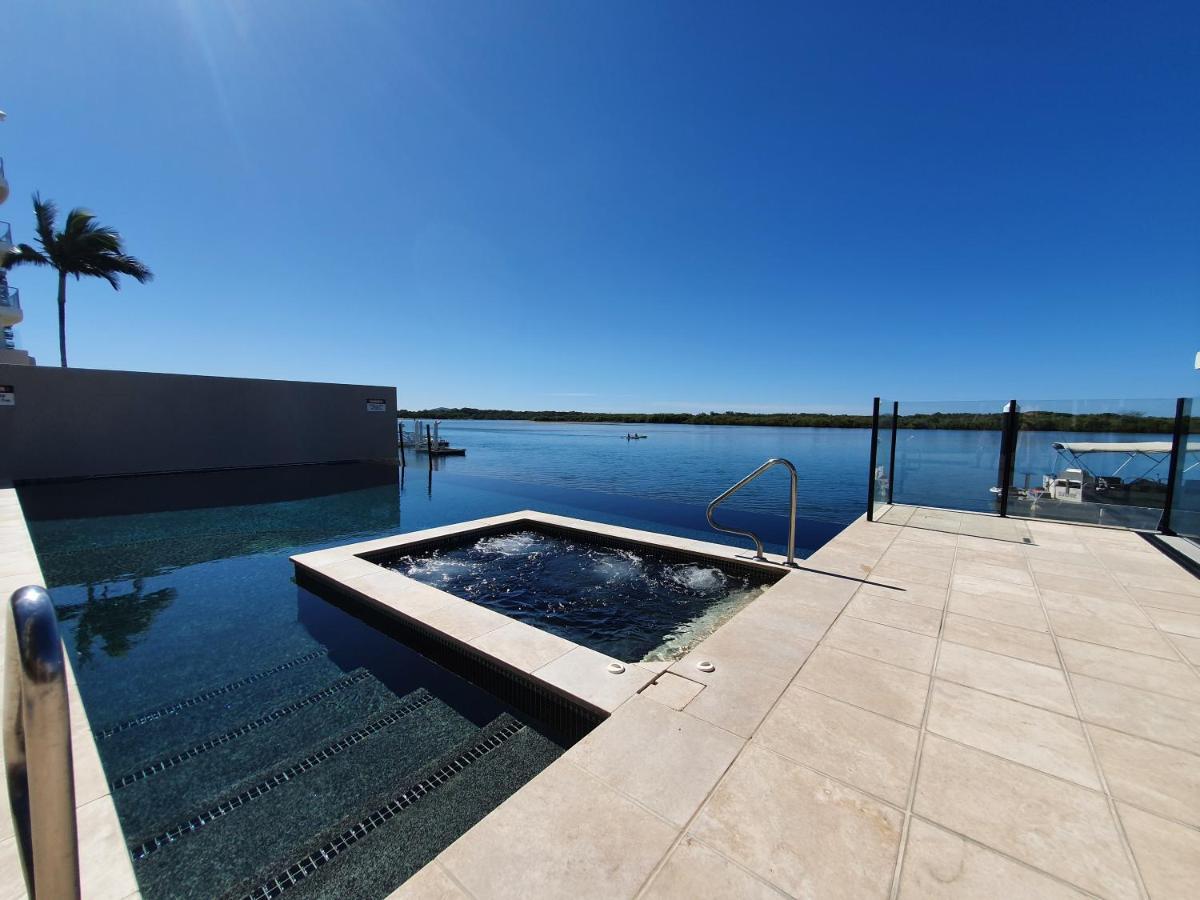 Trafalgar Towers Maroochydore Buitenkant foto